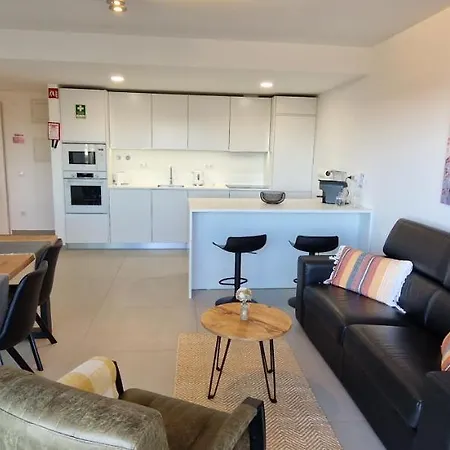 Delnatte By Alzira Apartmán