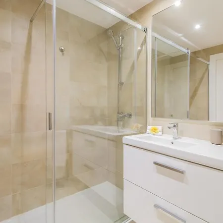 Delnatte By Alzira Apartman *